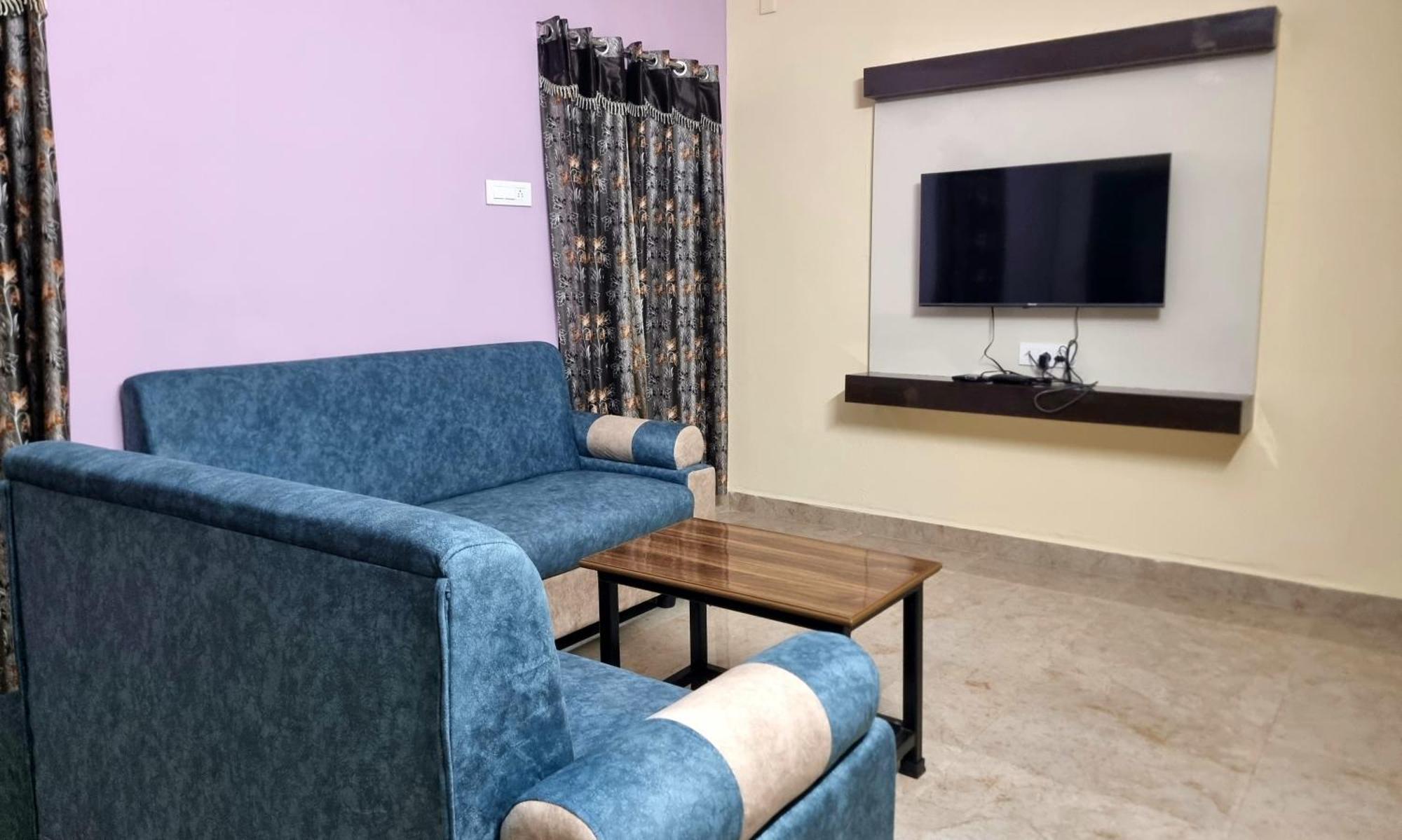 Sannidhi Service Apartments Tirupati Exteriör bild